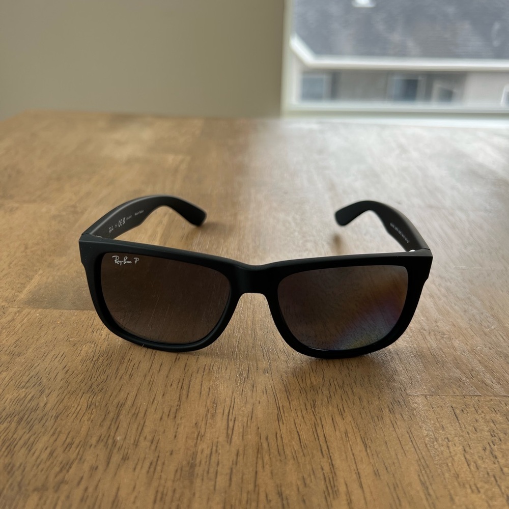 Ray-Ban / Justin / Polarized / Black Rubber / NEW / RB4165